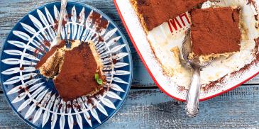 https://www.bishulim.co.il/sites/default/files/styles/ln_search_recipe_resultdesktop/public/srh_recipes/07706a08ac894311f276c67d02726072.jpg?h=4f5b30f1&itok=_w4CJ9FK