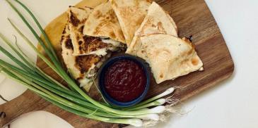 https://www.bishulim.co.il/sites/default/files/styles/ln_search_recipe_resultdesktop/public/srh_recipes/199779604660d16632f467db26f65d04.jpg?h=ef52363f&itok=eeU067M1
