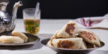 https://www.bishulim.co.il/sites/default/files/styles/ln_search_recipe_resultdesktop/public/srh_recipes/1d40db3089aa292f40dd8e0d43223f81.jpg?h=be8431ba&itok=3bSOToXu