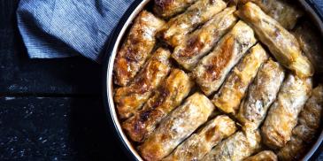 https://www.bishulim.co.il/sites/default/files/styles/ln_search_recipe_resultdesktop/public/srh_recipes/20b7aceacae8f8f67d68d1023c2913b2.jpg?h=199d8c1f&itok=Zxp4mMMO