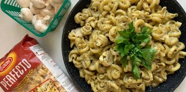 https://www.bishulim.co.il/sites/default/files/styles/ln_search_recipe_resultdesktop/public/srh_recipes/2af1efba65557a8ca1e7d8df3aca9d9b.jpeg?h=08b866d1&itok=yJevZ_iC