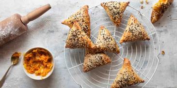 https://www.bishulim.co.il/sites/default/files/styles/ln_search_recipe_resultdesktop/public/srh_recipes/4c20e07f27de56c18b44b981618e0ca0.jpg?h=06f3b097&itok=54KdVzj5