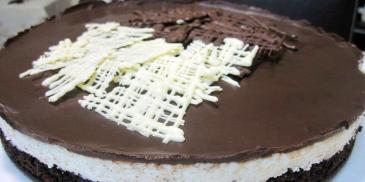 https://www.bishulim.co.il/sites/default/files/styles/ln_search_recipe_resultdesktop/public/srh_recipes/563c2b766ea9ab5c87b212877ab1ea26.jpg?h=1ce2cf88&itok=aKiHAbQQ