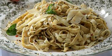 https://www.bishulim.co.il/sites/default/files/styles/ln_search_recipe_resultdesktop/public/srh_recipes/6d254da2c393c1d5e0b0c4c0933e74ae.jpg?h=2194f894&itok=qzxwmmAj