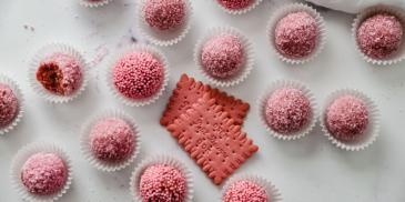 https://www.bishulim.co.il/sites/default/files/styles/ln_search_recipe_resultdesktop/public/srh_recipes/764ad9d3ee092d1df9bf3b75f8eb8ca3.jpeg?h=6b6c6ba8&itok=Hm4Mwsrh