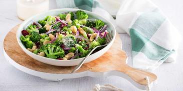 https://www.bishulim.co.il/sites/default/files/styles/ln_search_recipe_resultdesktop/public/srh_recipes/77f76d8826d91fa3fcd886942b8e0435.jpg?h=2948e01e&itok=EzyVOCjX