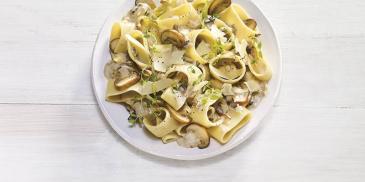 https://www.bishulim.co.il/sites/default/files/styles/ln_search_recipe_resultdesktop/public/srh_recipes/8133a61d18e5cf8832539868cbd1a836.jpg?h=827069f2&itok=6fYKmb1-