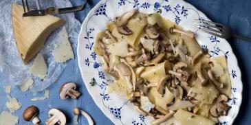 https://www.bishulim.co.il/sites/default/files/styles/ln_search_recipe_resultdesktop/public/srh_recipes/891f95a18b400539600d8e4a23181bdd.jpg?h=1887fb62&itok=HZL8PwK5