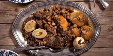 https://www.bishulim.co.il/sites/default/files/styles/ln_search_recipe_resultdesktop/public/srh_recipes/a454d4b4f34e7453e6eb07ea7863a007.jpg?h=820f05d7&itok=bcEIUSws