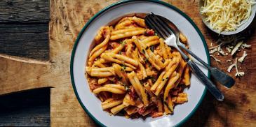 https://www.bishulim.co.il/sites/default/files/styles/ln_search_recipe_resultdesktop/public/srh_recipes/abdeb81766a4c30572e01d719f726308.jpg?h=820f05d7&itok=GTXIWfvr