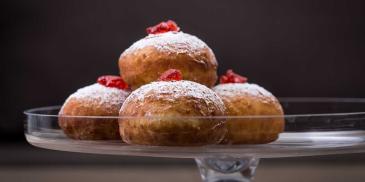 https://www.bishulim.co.il/sites/default/files/styles/ln_search_recipe_resultdesktop/public/srh_recipes/b570ac37540770b6687a64c19661b113.jpg?h=1887fb62&itok=yXv8Z2Oj