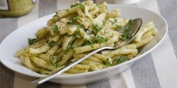 https://www.bishulim.co.il/sites/default/files/styles/ln_search_recipe_resultdesktop/public/srh_recipes/c65f0b3dd56f7ed69a0951810df0aec7.jpg?h=27d2673d&itok=dqjtOsa_