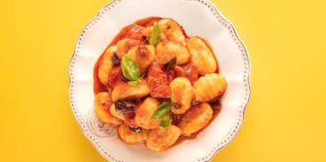 https://www.bishulim.co.il/sites/default/files/styles/ln_search_recipe_resultdesktop/public/srh_recipes/f4107f6036eac358d5511435f31579ff.jpg?h=90822a02&itok=t56A2eGH