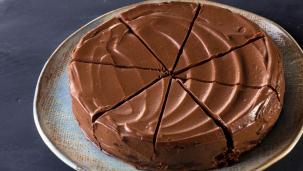 עוגת שוקולד קלה ועשירה 